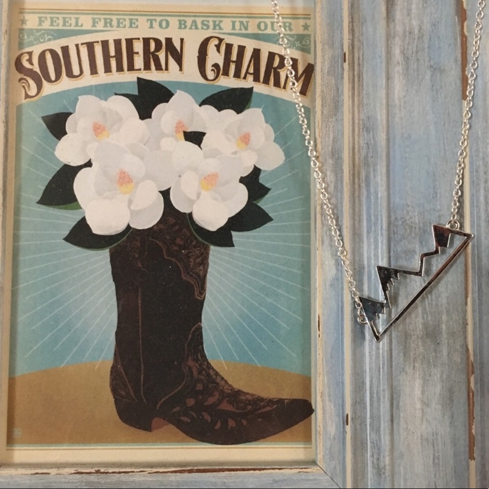 2 for $12 ❤️ Mountain Range Necklace | Go Explore - Picture 2 of 3